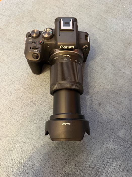 Oferta Pachet! Canon R10 + Obiectiv 18-150 + Stabilizator Ronin SC