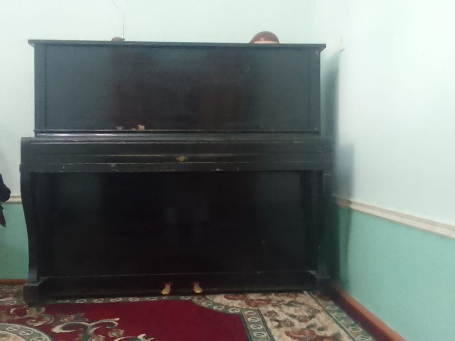 Фортепиано сотилади