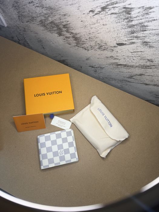 Портфейли Louis Vuitton