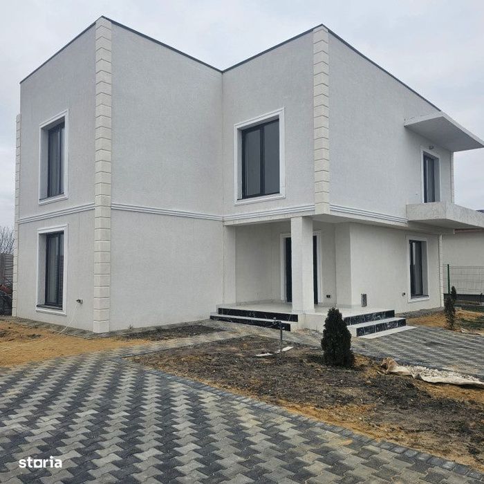 Casa mediteraneana P+1 cu 5 dormitoare in zona Selgros cu teren de 412
