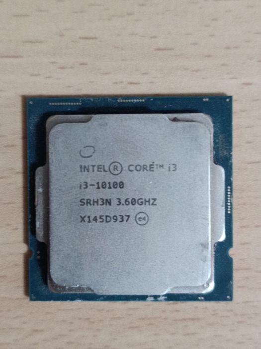 Процессор Intel Core i3-10100 (LGA 1200, со встроенным видео)