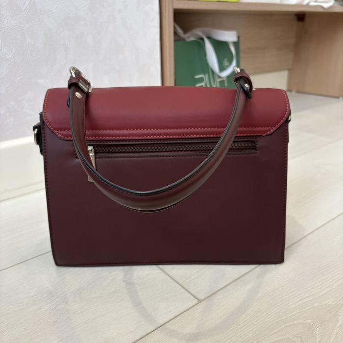 Женская сумка David Jones