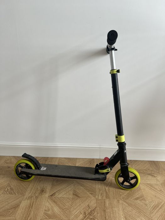 Продам самокат детский