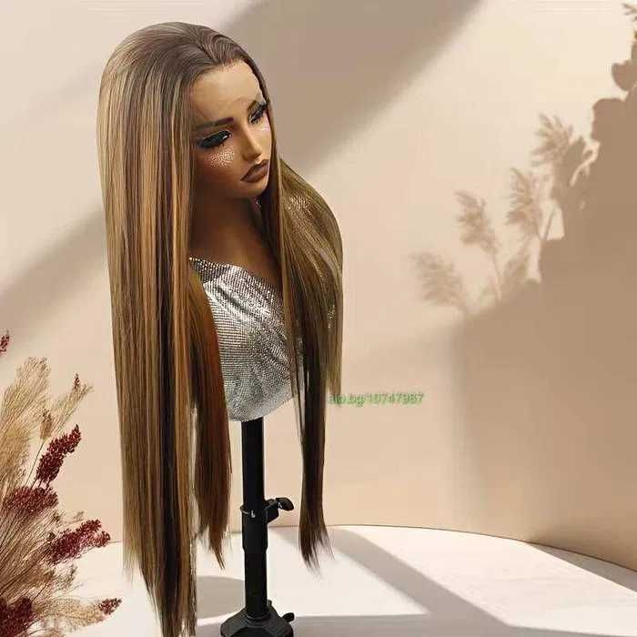 Кестенява синтетична перука с руси кичури и дантела 13×4