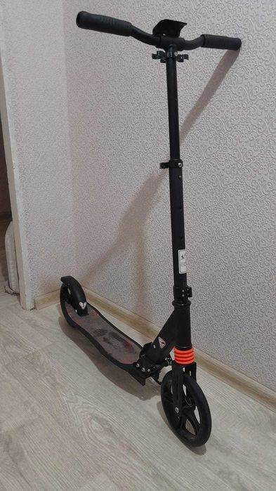 Продам самокат большой