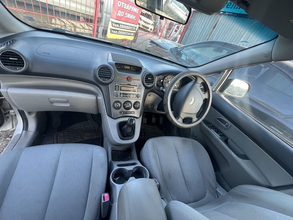 Kia Carens 1.6i на части