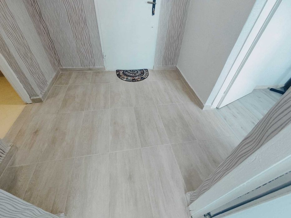 Продава се Двустаен апартамент в Силистра, Център - 50 кв.м за 858 €/кв.м - Снимка #7