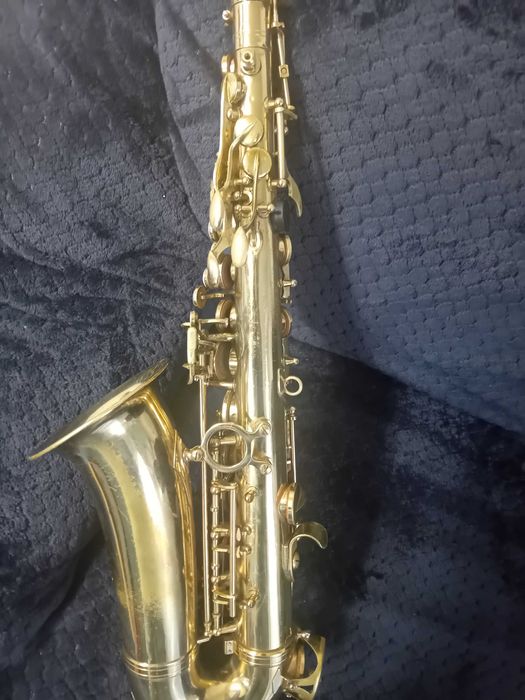 Алт саксофон бартер за Сол кларинет