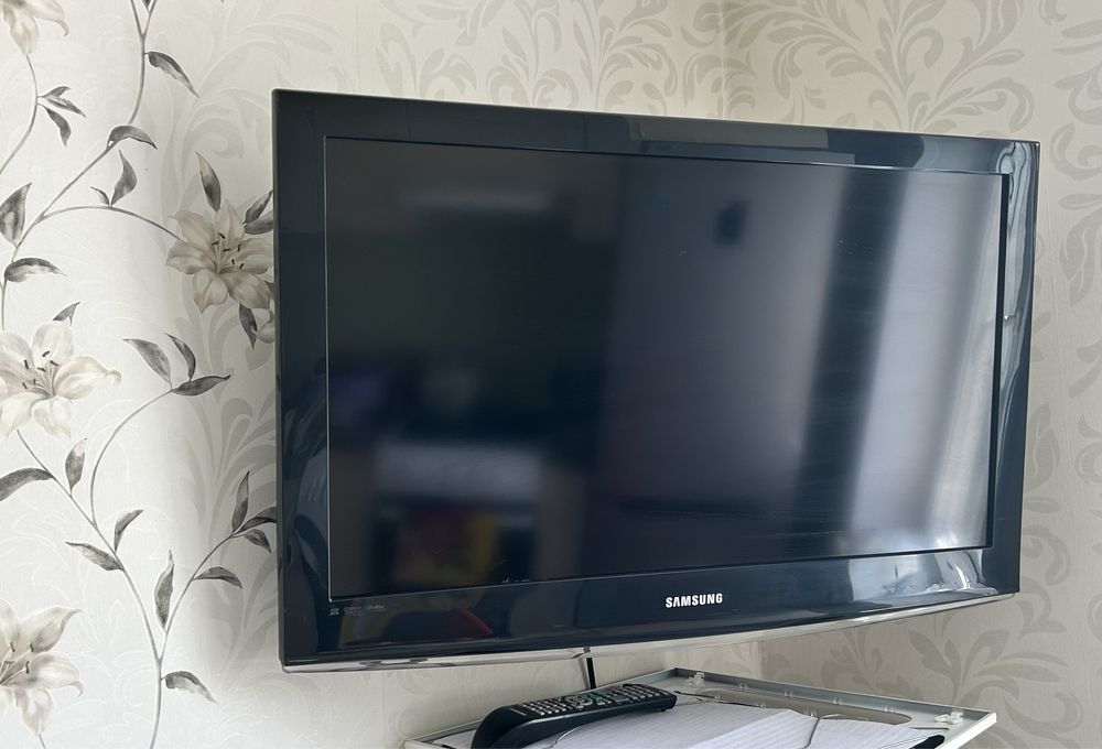 Телевизор самсунг