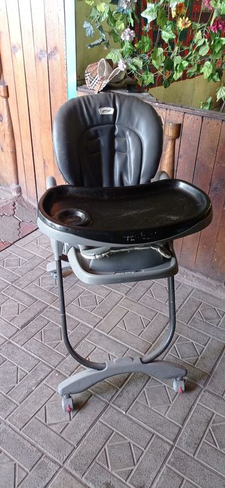 Продам детский стол