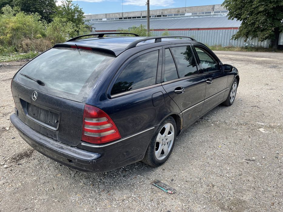 Mercedes C270 w203 на части
