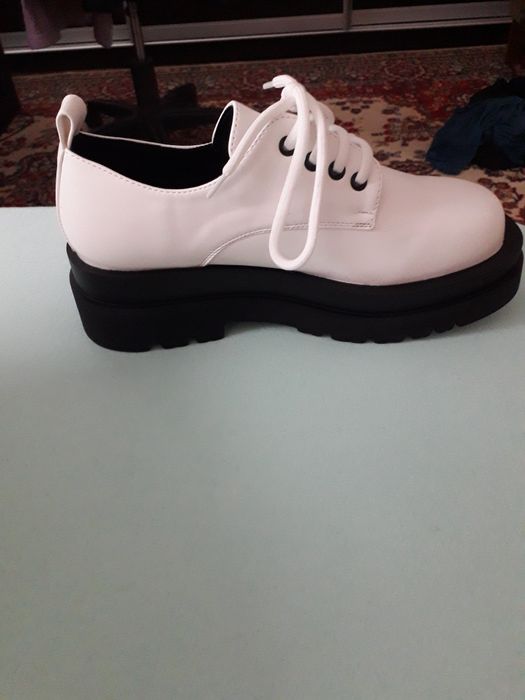 Ботинки женские  весна-лето