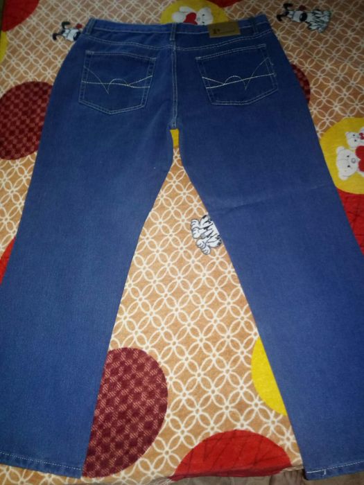 Jeans pentru barbati