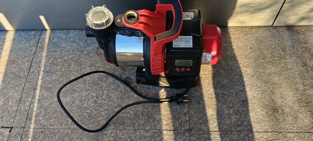 070153	Помпа водна 1100W 1" max 77L/min 45m INOX RDP-WP45