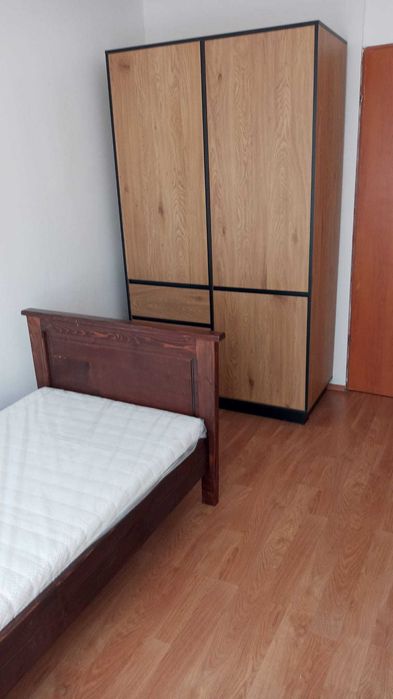 PF dau in chirie apartament 3 camere bucatarie 2bai zona centrala ,str.Dorobantilor .