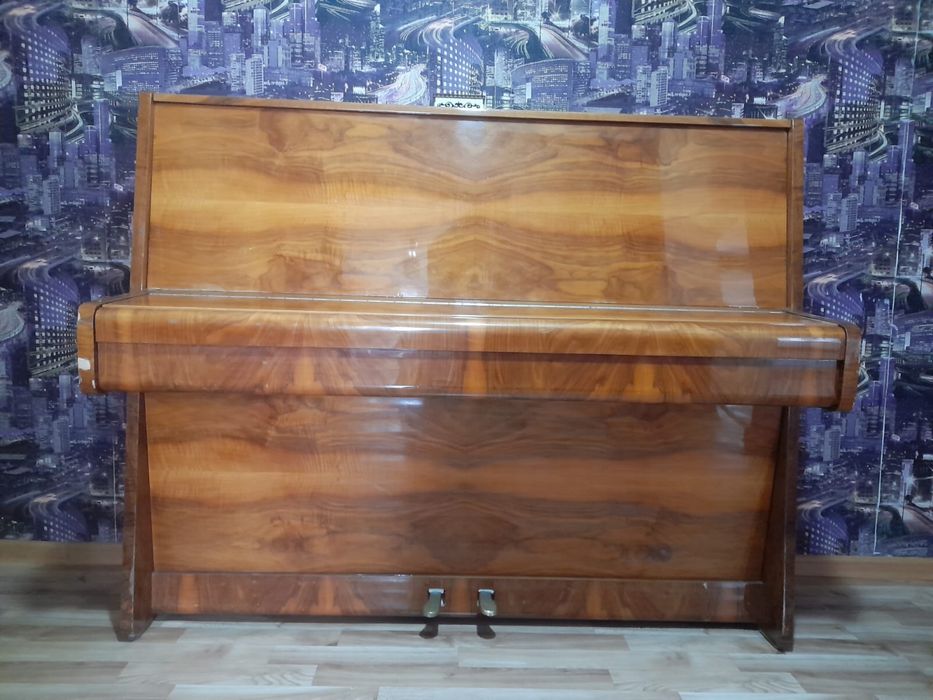 Продам фортепиано