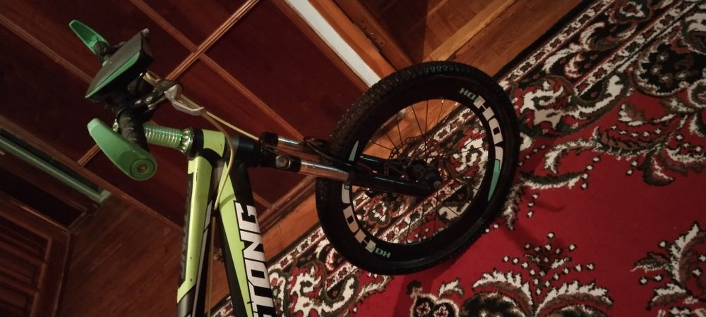 Продаю велосипед.В отличном состоянии.Для детей от 6 до 11лет.