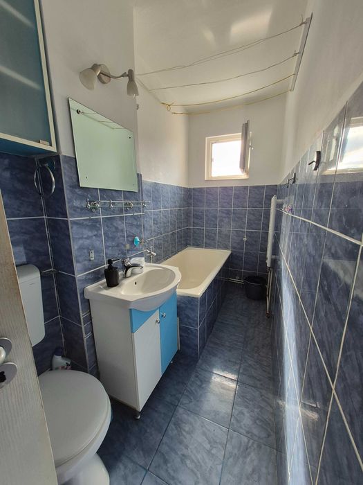 Proprietar inchiriez apartament  cu 2 camere