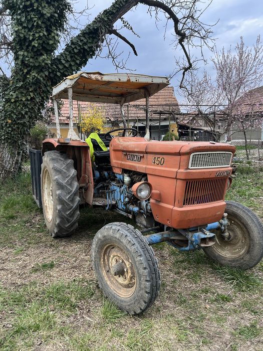 Tractor fiat 450