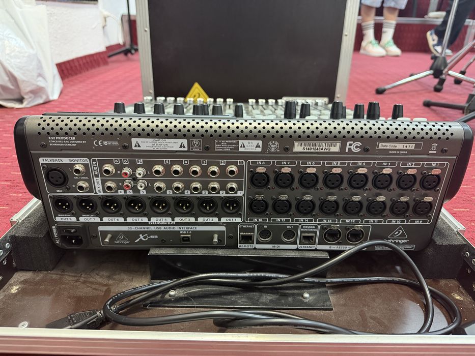 Mixer Behringer X32 Producer + Case Thon