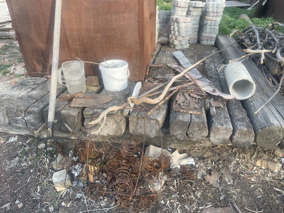 Шпалы и другие стройматериалы