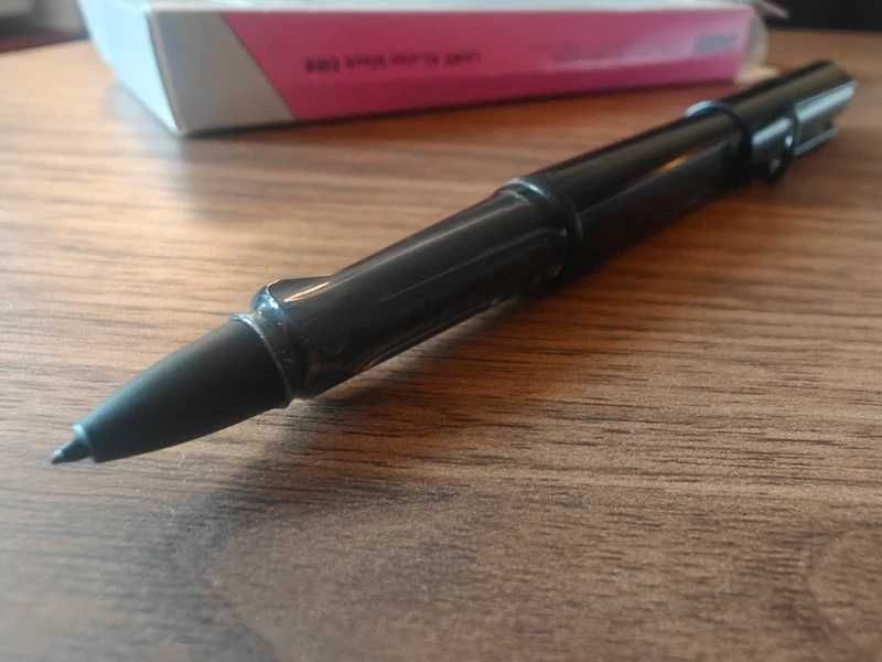Lamy AL-star black EMR