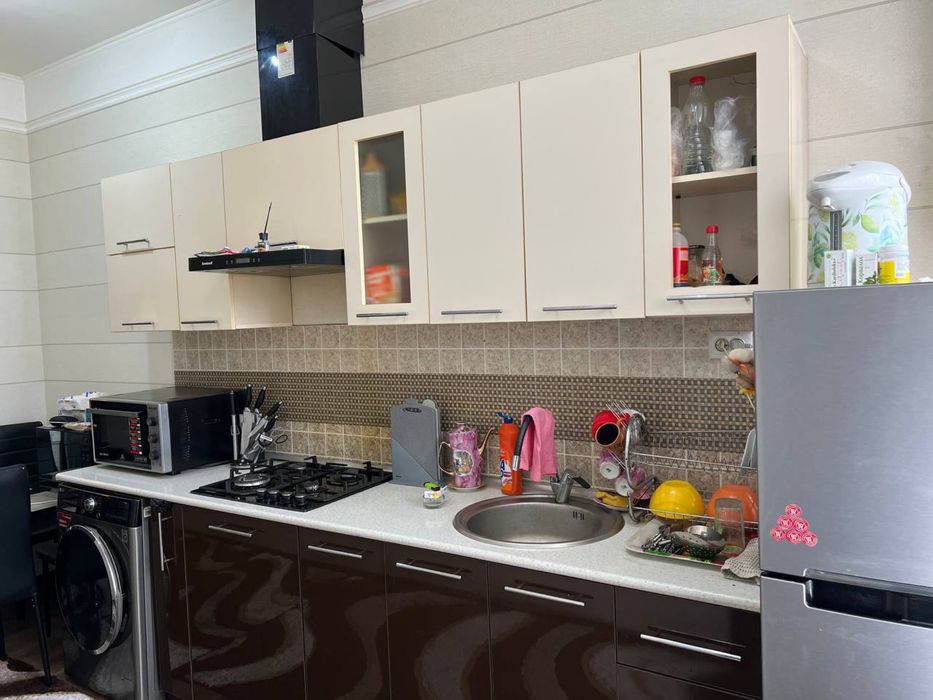 Pushkin metro yaqinida kvartira arendaga beriladi