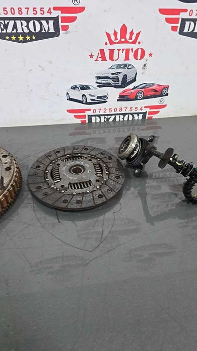 Kit ambreiaj 301017541R / 123118455R / 302053688R Dacia Renault 1.5 Blue dCi / dCi