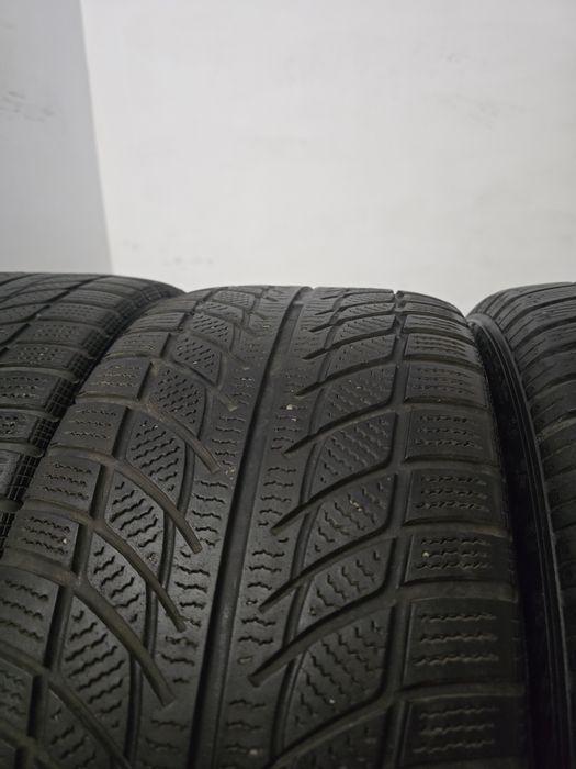 Anvelope iarna 225 45 17