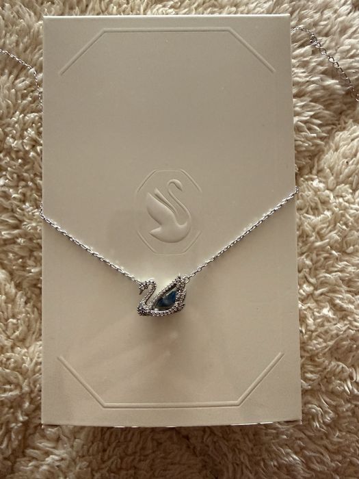 !Swarovski колие!
