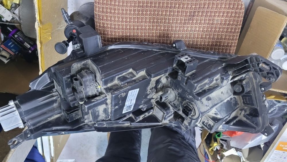 Правая фара Haval M6 оригинал