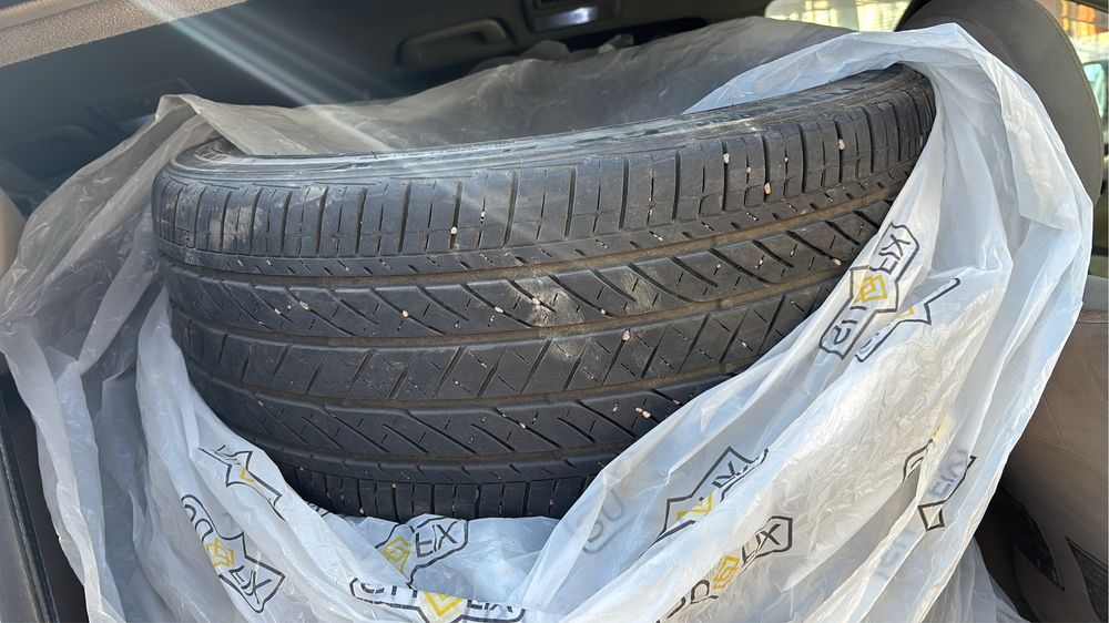 Продам резины 275/50/21