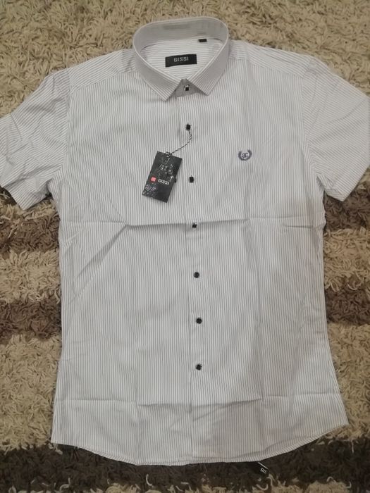 Продам рубашку на мальчика