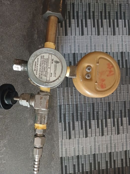 Instrument de presiune