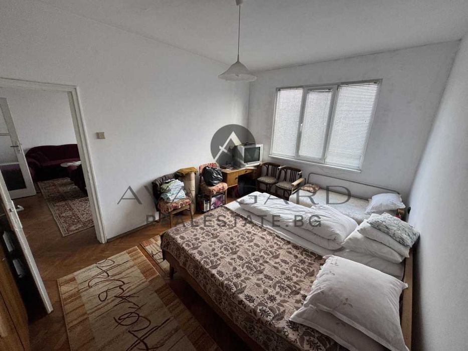 Продава се Тристаен апартамент в Пловдив, Кючук Париж - 85 кв.м за 720 €/кв.м - Снимка #3