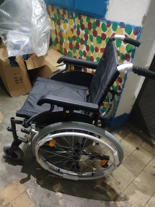 Инвалидная коляска новая