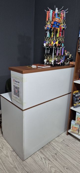 Мебель для магазина