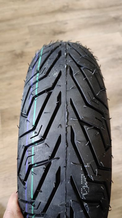 Мотошина новая .