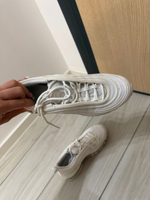 Дамски обувки nike 97