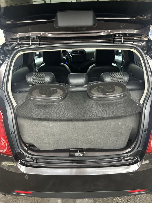 Продается Спарк Чоко цвет