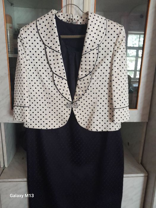 Продаётся женские одежды