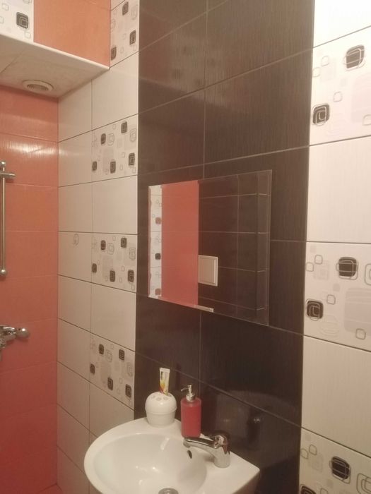 Продавам едностаен обзаведен апартамент