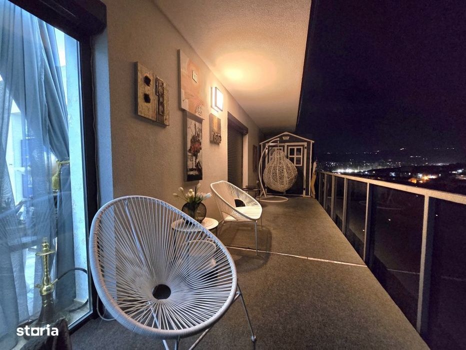 Apartament de lux cu 4 camere + birou, terasa si parcare subterana!
