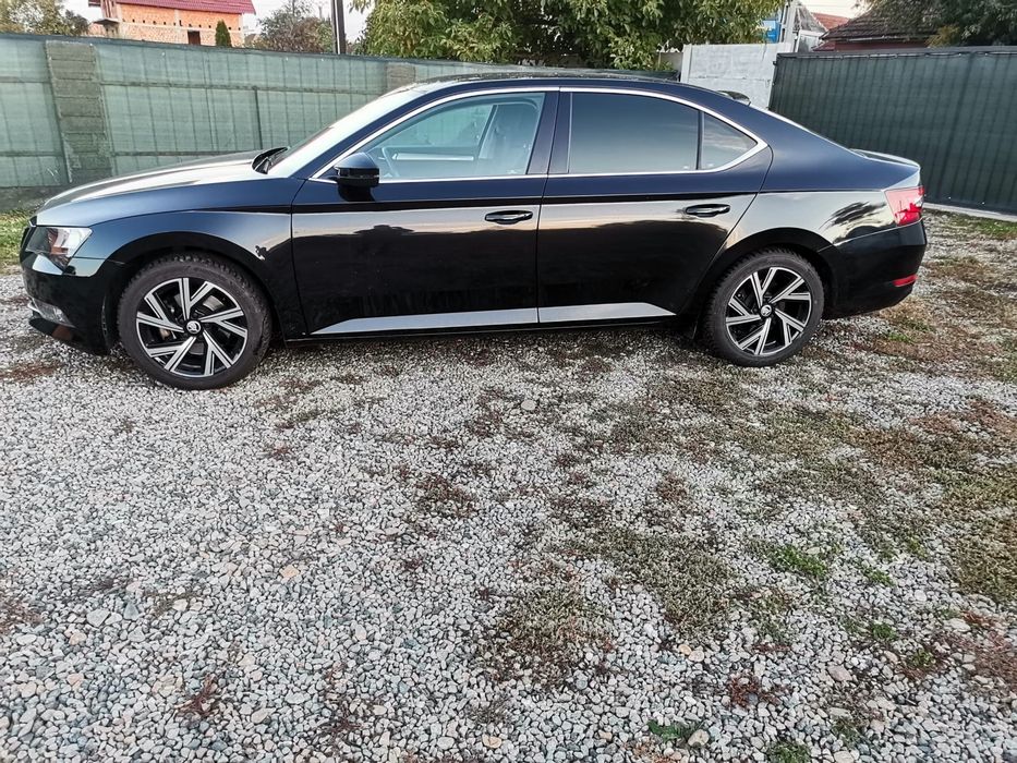 Proprietar, vand Skoda Superb 3