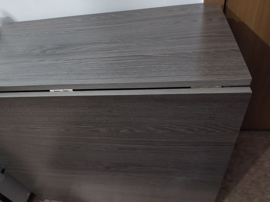 Стол книжка новая