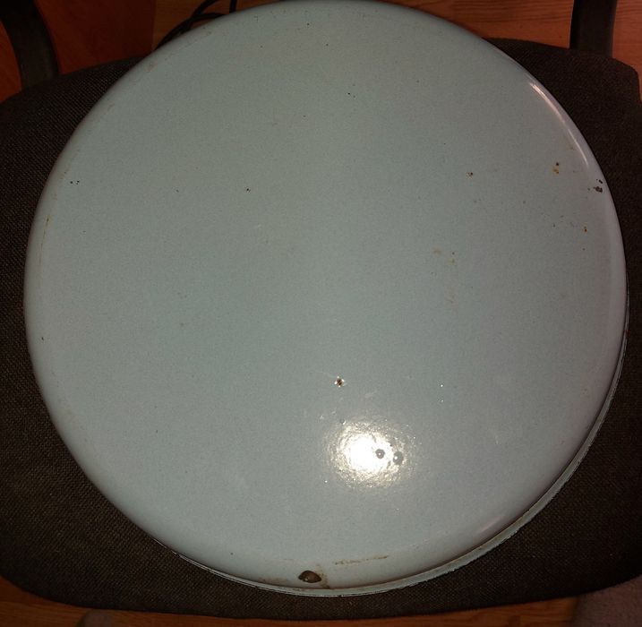 Тава емайлирана.