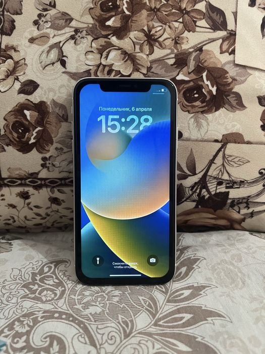 Айфон 11 128гб.