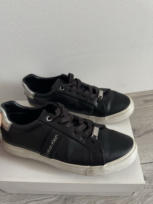 Маратонки calvin klein