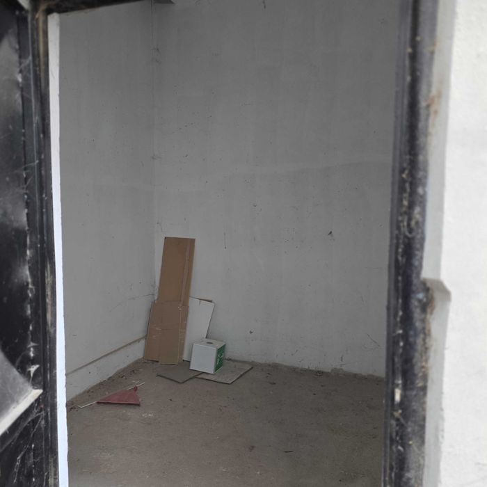 spatiu comercial de vanzare 65 mp  , vis a vis de gara