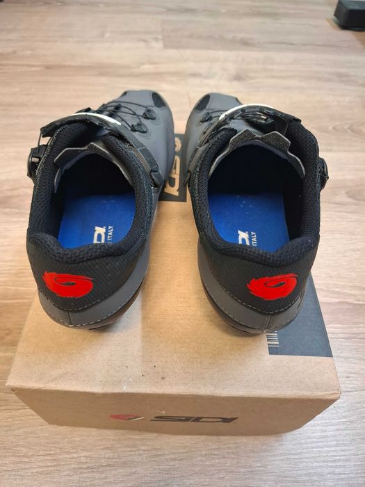 Sidi genius 10 шпайкове за колоездене
